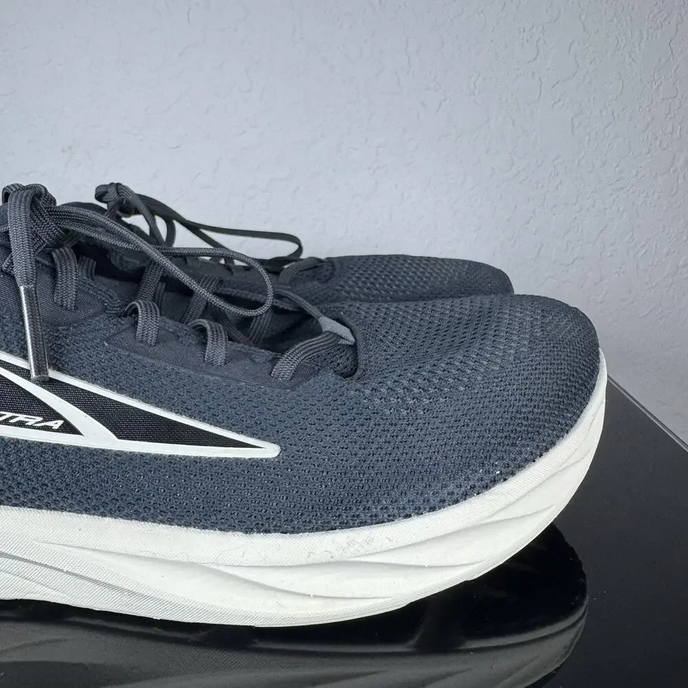 Altra Escalante 4 Mens Size 10.5 Black White Athletic Running Walking Shoes